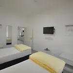 Dusseldorf-city Apartment *