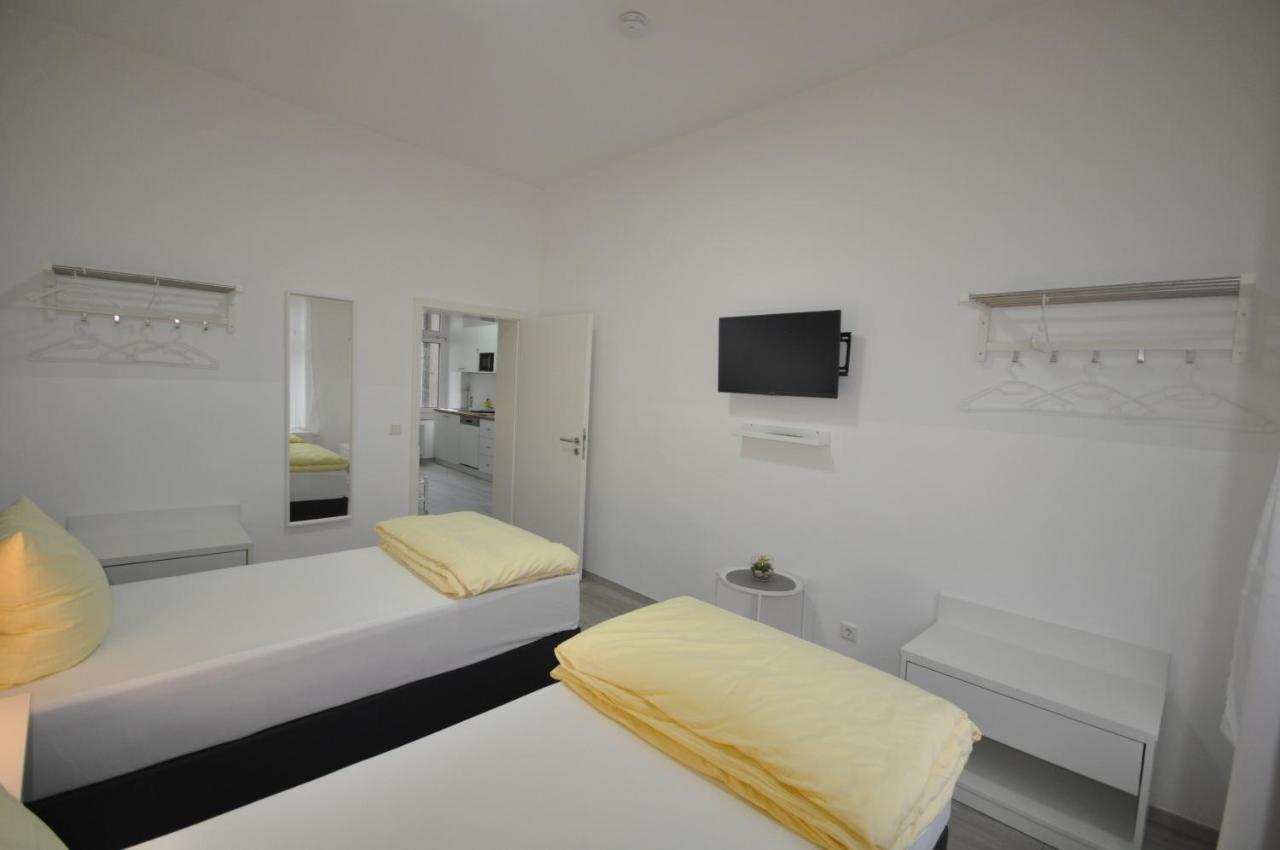 Dusseldorf-city Apartment *