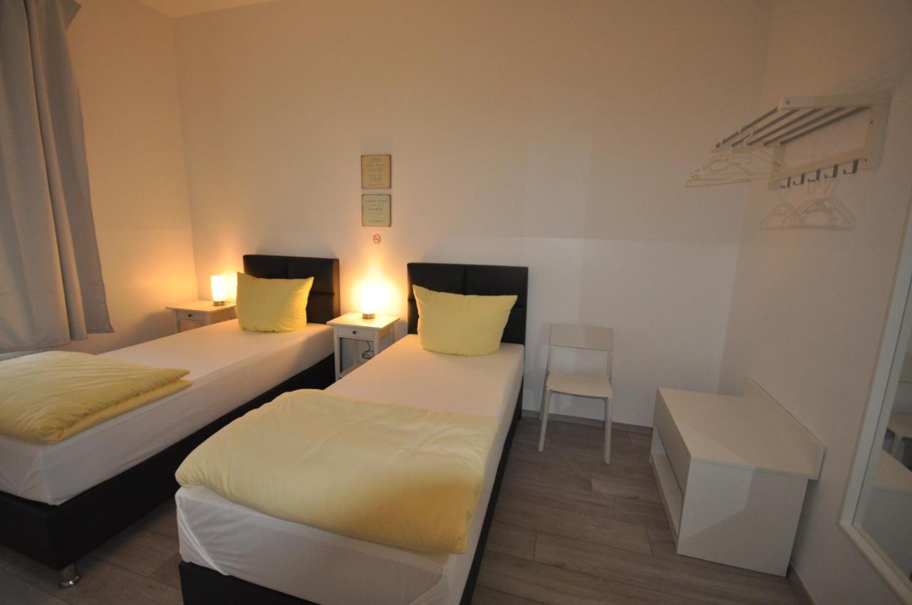 Dusseldorf-city Apartment