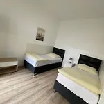 Dusseldorf-city Apartment *